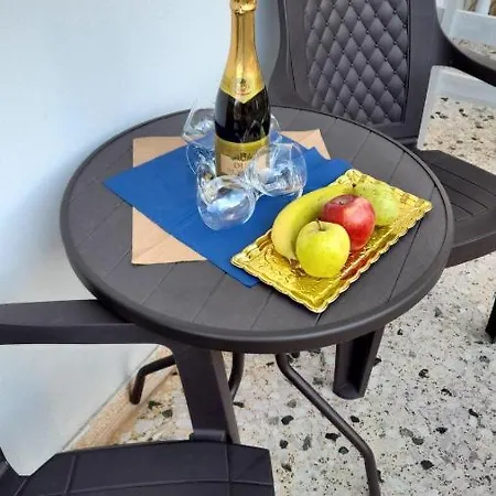 Апартаменти Xrisa House